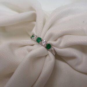 Five Stone Emerald and Diamond Ring in 18ct White Gold - Size O (A1277) - Image 4