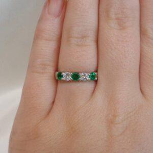 Five Stone Emerald and Diamond Ring in 18ct White Gold - Size O (A1277) - Image 6