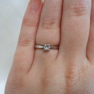 Beautiful 0.27ct Diamond Solitaire Ring in Platinum – Size L 1/2 (A1297) - Image 6