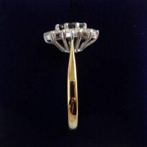 Quality Sapphire and Diamond Cluster Ring in 18ct Yellow Gold – Size P 1/2 (A1634) - Image 2