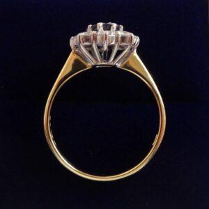 Quality Sapphire and Diamond Cluster Ring in 18ct Yellow Gold – Size P 1/2 (A1634) - Image 3