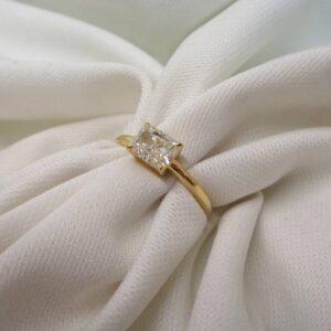 Beautiful 1.00ct Diamond Solitaire Ring in 18ct Yellow Gold – Size L 1/2 (A1680) - Image 4