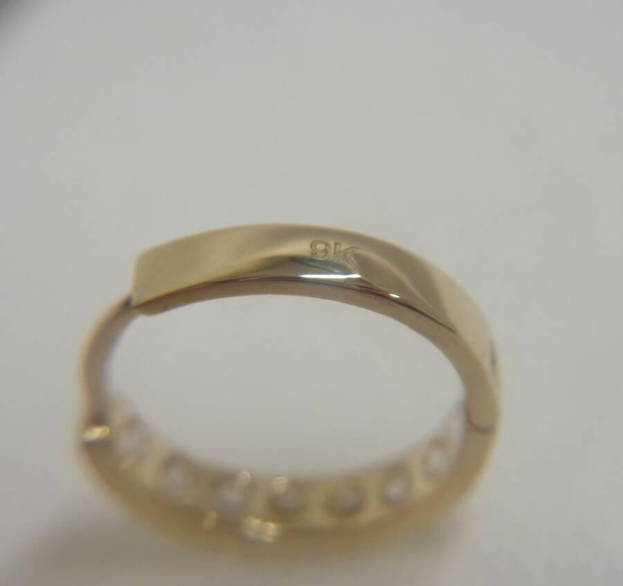 Beautiful Cubic Zirconia Huggie Earrings in 9ct Yellow Gold – Length 14mm (A1742) - Image 3
